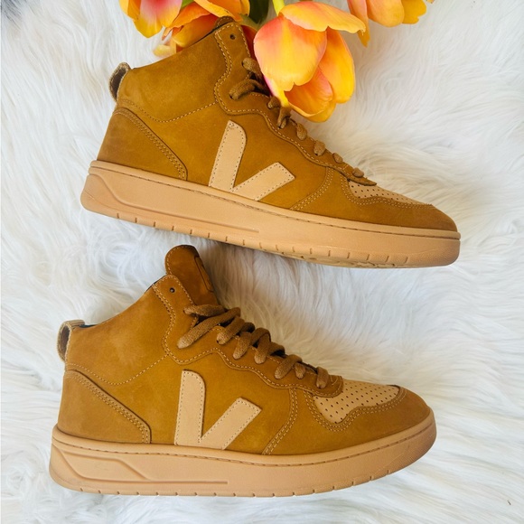 Veja V-15 Nubuck High Top Sneakers - Picture 2 of 9